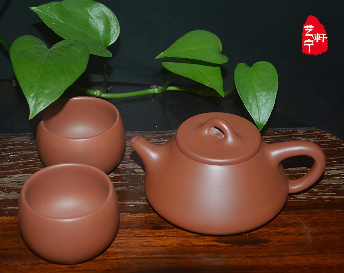 钦州坭兴陶茶壶泡茶可以一壶多茶吗？